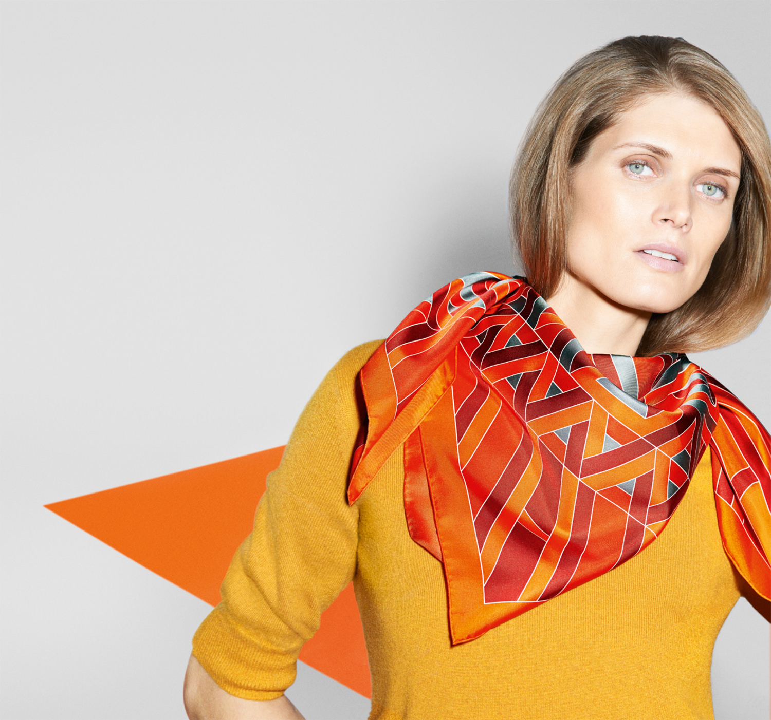 Красивые платки на осень. Malgosia Bela for Hermes, f/w 2013. Шейный платок Hermes. Hermes платки 2013. Платок на шею Hermes.